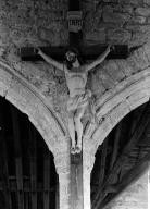 Croix : Christ en croix (2), église paroissiale Saint-Rumon, Saint-Raymond-Nonnat (Audierne)