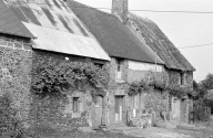 Alignement de logis, la Touche (Plerguer)