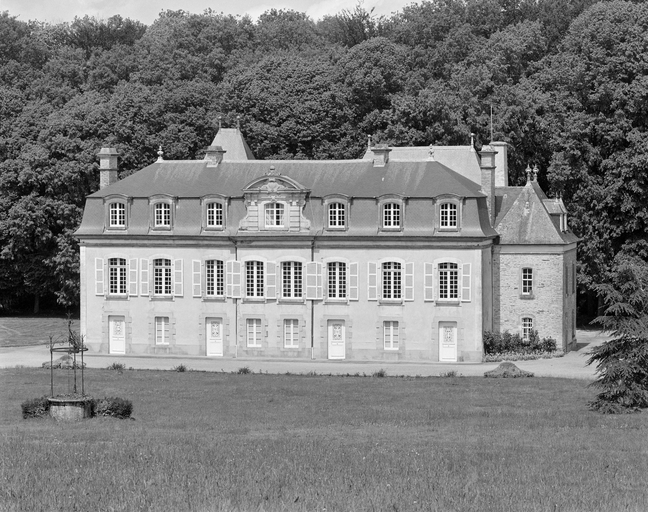Château de Gazon, Les Ardoisines (Pocé-les-Bois)