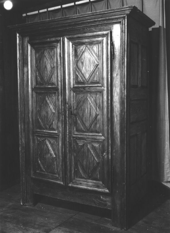 Armoire, chapelle Saint-Gildas (Guégon)