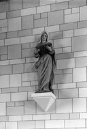 Statue (2, d'applique, petite nature, en pendant) : saint Joseph, sainte Anne (?), église paroissiale Saint-Donatien et Saint-Rogatien (Poligné)