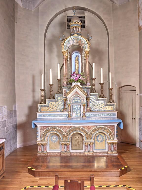 Maître-autel, sanctuaire de Notre-Dame-de-la-Peinière (Saint-Didier)