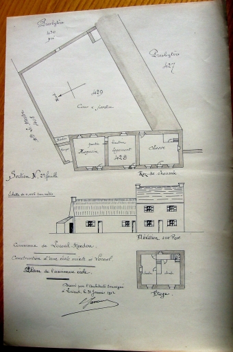 Ancienne école primaire publique mixte, Locoal (Locoal-Mendon)