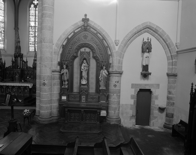 Autel (2), retable (2), statue (autel secondaire, autel tombeau, retable à niche) : du Sacré-Coeur, église paroissiale Saint-Jacques, Saint-Philippe (Plouasne)