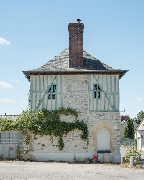 Presbytère, 44, 46 rue du Gué (Noyal-Châtillon-sur-Seiche)