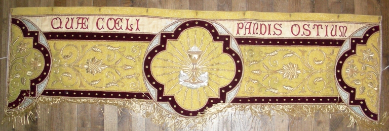 Garniture de dais de procession