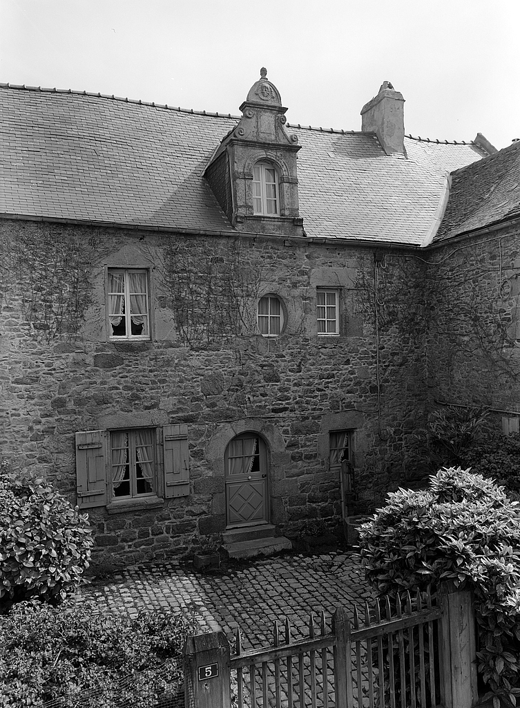 Maison, 5 rue Saint Yves (Saint-Pol-de-Léon)