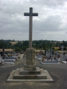 Croix monumentale, rue de la Mairie (Montreuil-le-Gast)