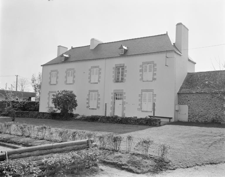 Presbytère, impasse du Presbytère (Surzur)