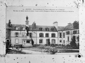 Colonne monumentale dite colonne des fédérés, place Bourdonnaye du Clézio (Pontivy)