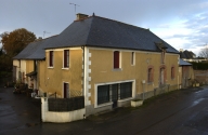 Grainetrie, puis café, actuellement maison, 26 route de Dinan, Montgerval (La Mézière)