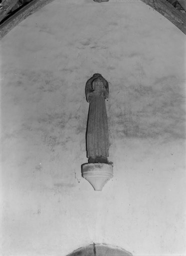 Statue : Saint Trémeur céphalophore, église paroissiale Saint-Trémeur (Kergloff)