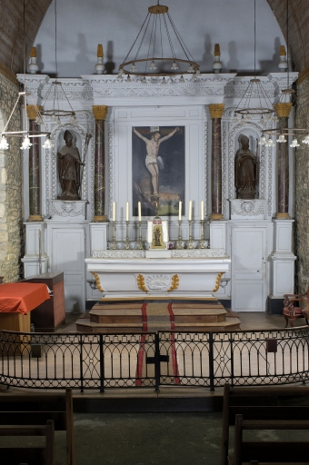 Ensemble du maître-autel : autel, tabernacle, retable, 2 gradins d'autel, degré d'autel, tableau d'autel