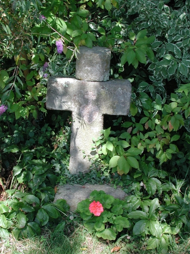 Croix de chemin, Maison Rouge (Combourg)