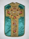Ornement vert 4 : chasuble, voile de calice, bourse de corporal