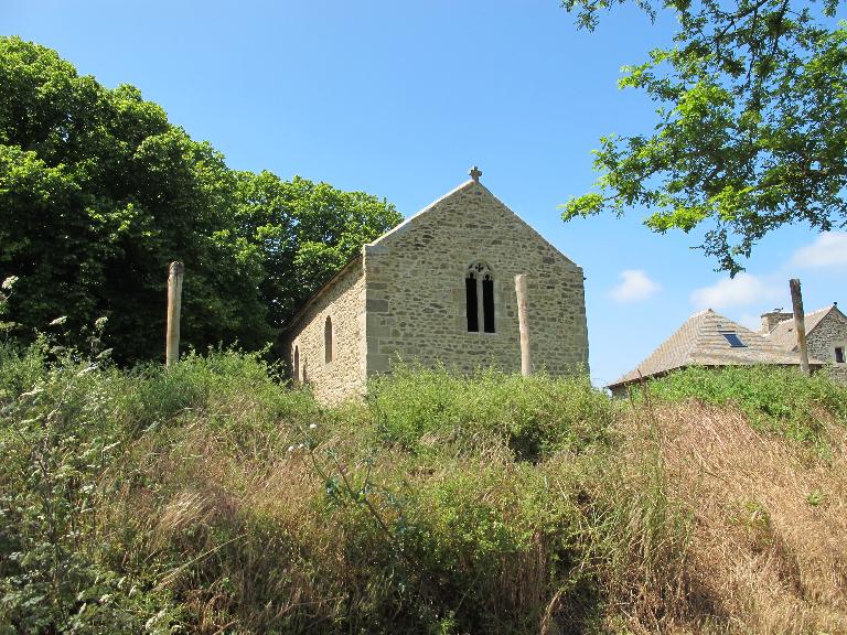 Chapelle Saint-Pierre et sa croix, Saint-Pierre (Saint-Lormel)