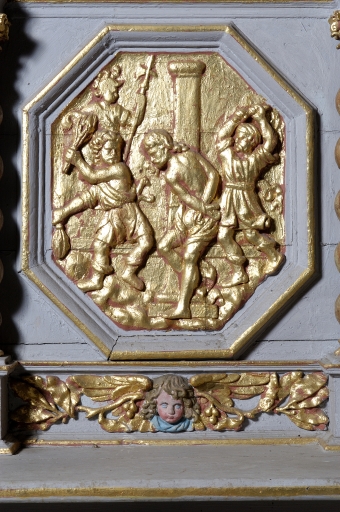 Ensemble de 2 demi-reliefs : Flagellation du Christ, Portement de croix