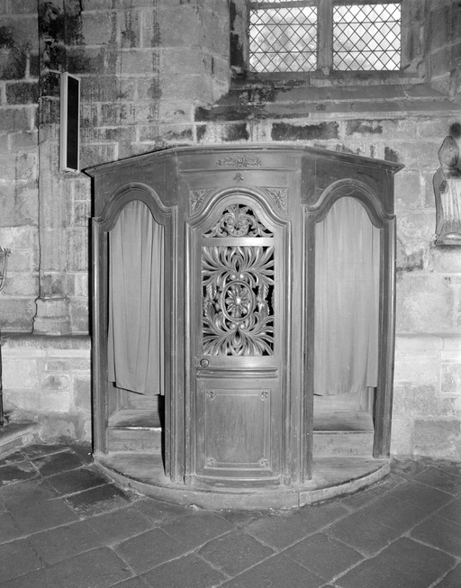 Confessionnal (1), église paroissiale Saint-Ronan (Locronan)