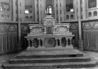 Autel, exposition (maître-autel, tabernacle à ailes), couvent des Ursulines puis Petit Séminaire (Pont-Croix)