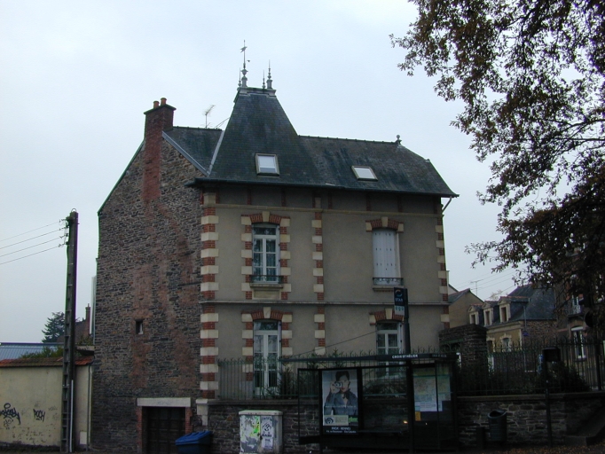 Maison, 2 rue de Châteaugiron ; 1 rue de Vern (Rennes)