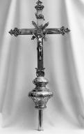 Croix de procession, église paroissiale Saint-Pierre (Trédarzec)
