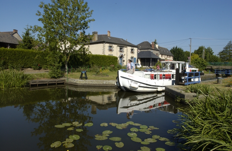 Canal d'Ille-et-Rance (section Tinténiac)