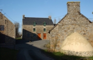 Ancienne maison de prêtre puis ferme, le Pont d'Atelle (Bonnemain)