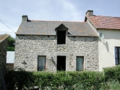 Ancienne ferme, 1 rue de la Ninochais (Bains-sur-Oust)