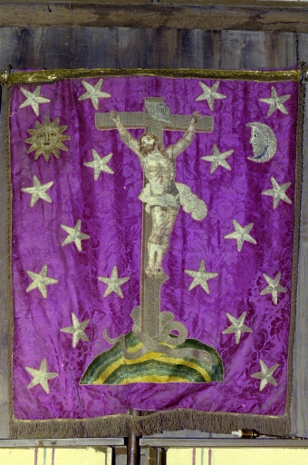 Ensemble de 2 bannières de procession : Christ en croix ; Immaculée Conception ; Sacré Coeur (Rimou)