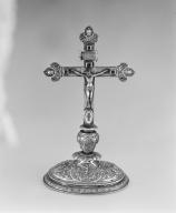 Croix-reliquaire, abbaye de bénédictins Saint-Gildas, de bénédictins de la congrégation de Saint-Maur, de soeurs de la charité de Saint-Louis (Saint-Gildas-de-Rhuys)