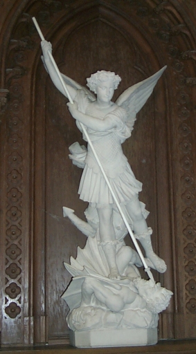 Statue : saint Michel