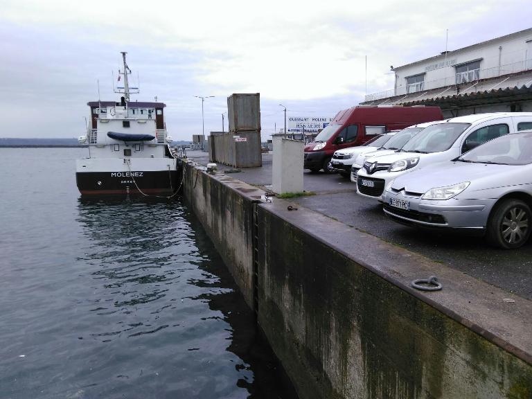 1er éperon : infrastructures et bâtis, port de commerce (Brest)
