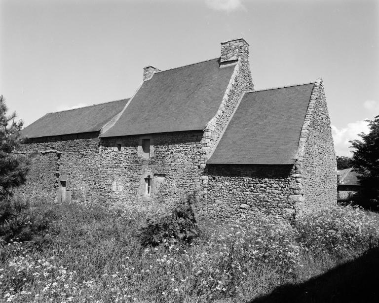 Ferme, Bézit (Theix fusionnée en Theix-Noyalo en 2016)