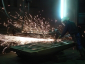 Machine à meuler (meule pendulaire)