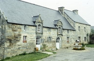 Maison, rue de Verdun (Cléguérec)