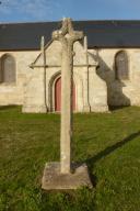 Croix monumentale, le bourg (Plogoff)