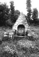 Fontaine de dévotion Saint-Nicolas, Saint-Nicolas (Malguénac)