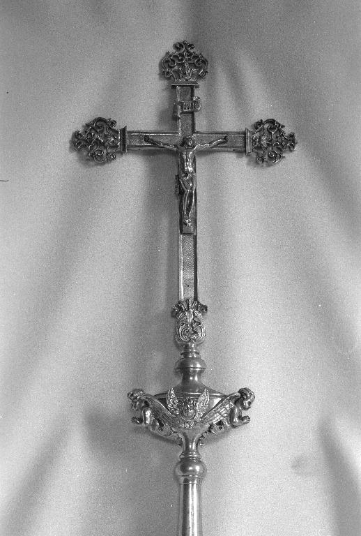 Croix de procession, église Sainte-Zéphirine (Tréal)