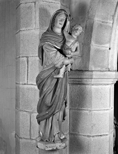 Statue de la Vierge à l'Enfant, dite Notre Dame de Mercie, église paroissiale Saint-Pérec (Lopérec)