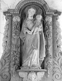 Statue (d'applique, petite nature) : Vierge à l'Enfant, chapelle Saint-Gildas (Malguénac)