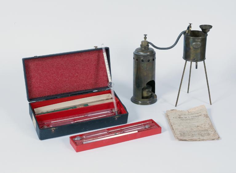 Collections pédagogiques du Lycée Joseph Loth, 4 Rue Jean-Marie de Lamennais (Pontivy)