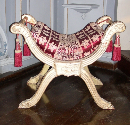 Siège de célébrant