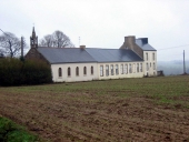 Le mobilier de la chapelle au lieu dit Koh Koëd