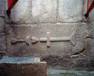 Dalle funéraire (5), de prêtre, église Saint-Nicodème (Quily fusionnée en Val d'Oust en 2016)
