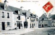 Alignement de cinq maisons, 3, 5, 7, 9, 11 place de Verdun (Pipriac)