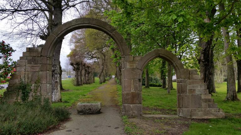 Grange cistercienne de Pluscoat (Bégard)