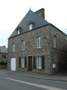 Maison, 2 rue des Rochers (Dingé)