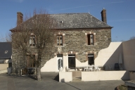 Ancienne école privée, 2 rue d'Orgères (Bourgbarré)