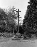 Croix monumentale, 17 route Pratanirou (Pouldergat)