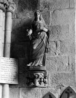 Statue (d'applique, petite nature) : sainte Appoline, cathédrale de Saint-Paul-Aurélien (Saint-Pol-de-Léon)